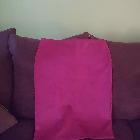 Skirt - Picture 2 of 3